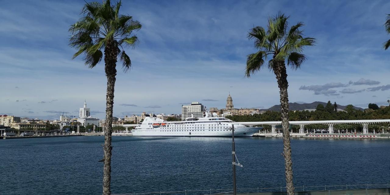 Encantador Bajo En Malaga Exterior photo